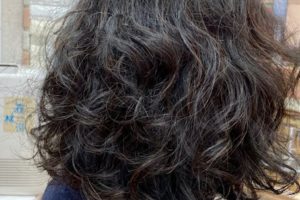 くせ毛　縮毛矯正、クセ毛　おきらめ